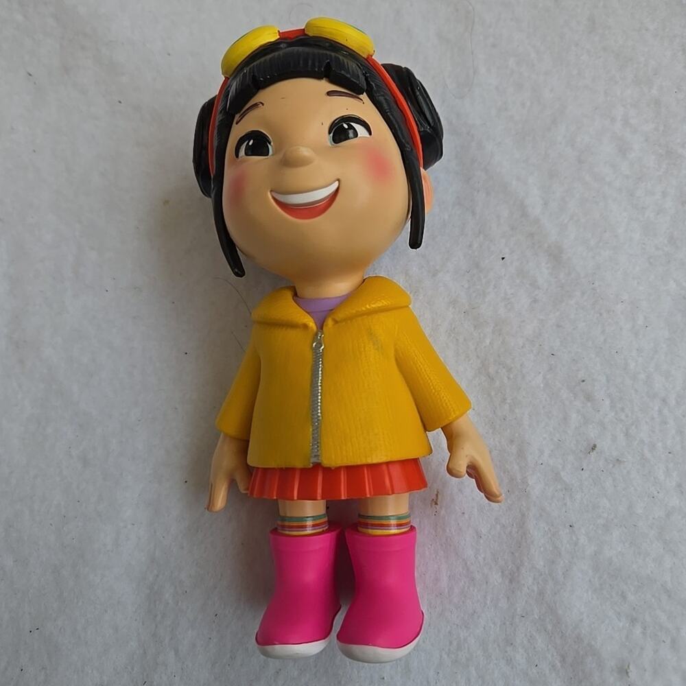 Rare Turkish Airlines Exclusive CoComelon Nana Figure - Promotional Variant 6"